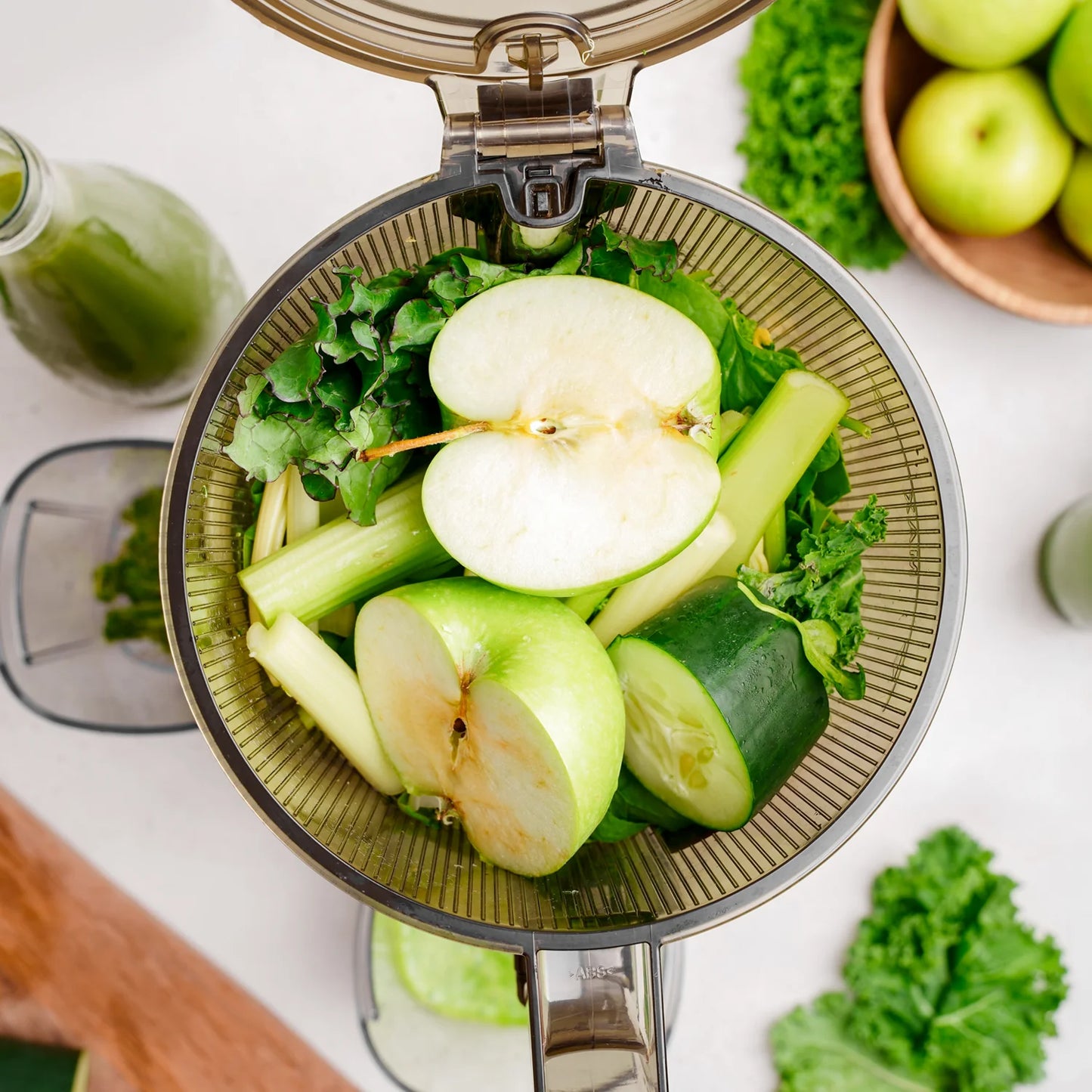 AUTO10 Hands-Free Slow Juicer