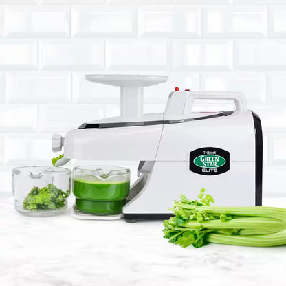 Greenstar Elite 24 oz. Jumbo Twin Gear Masticating Juicer in White